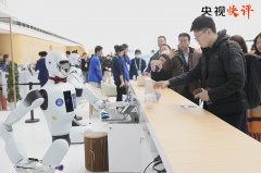 各类机械人走出实